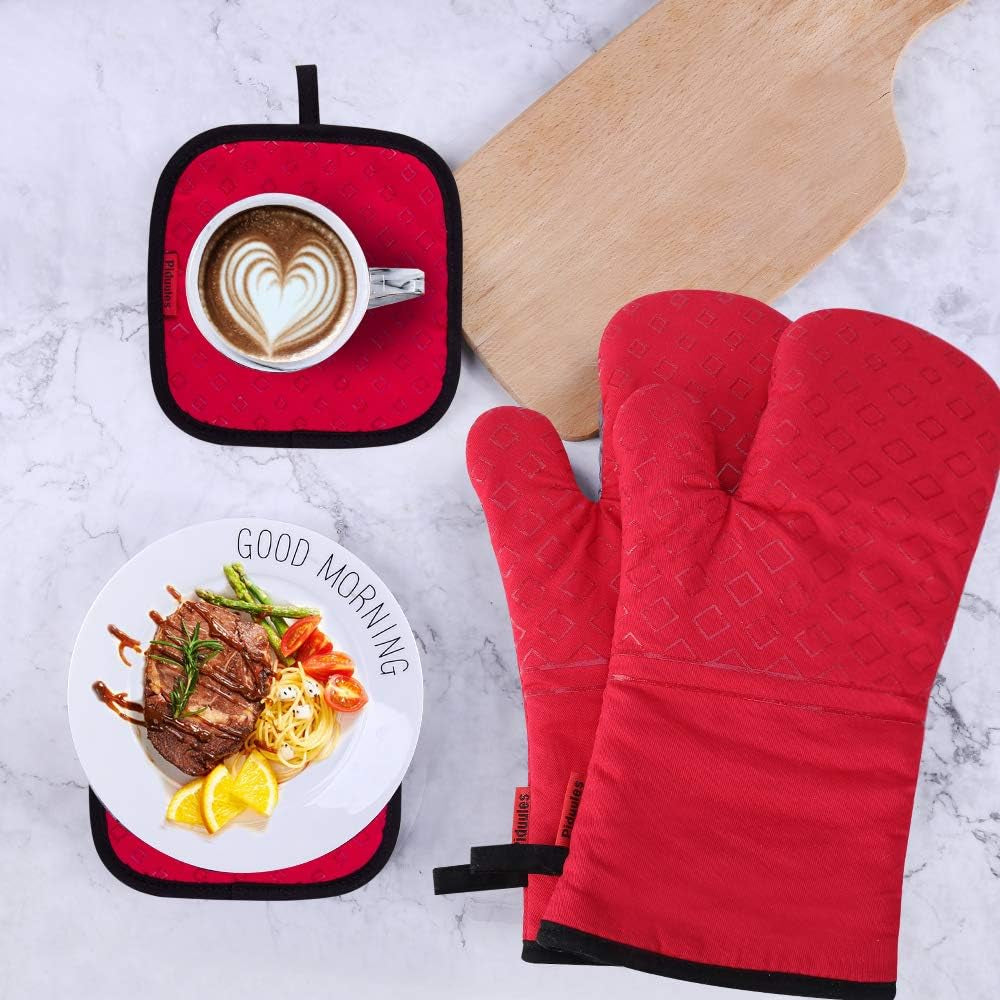 Set of 4 Oven Mitts and Pot Holders, 482 F Heat Resistant Hot Plate Moving Non-Slip Gloves for BBQ, Grill, Baking, Cooking, Oven, Microwave (Red)